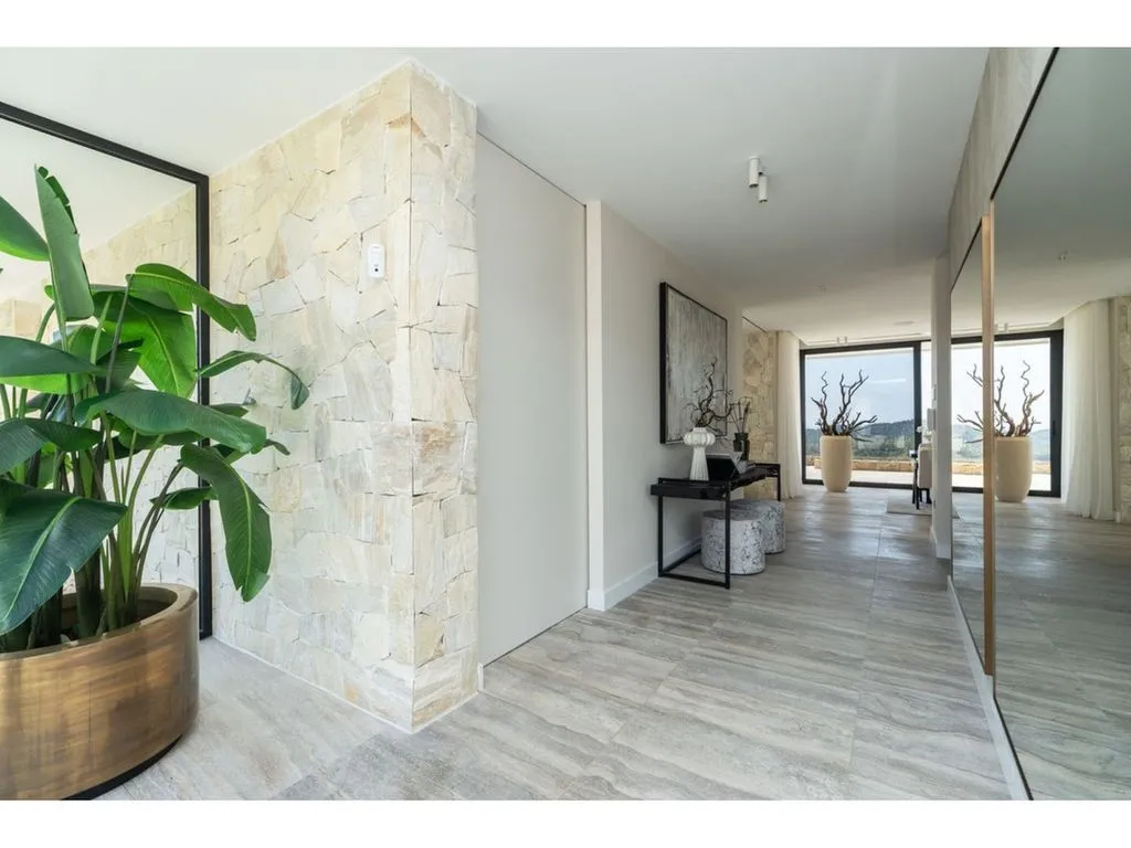 Esik - Luxury Villa with Sea Views in Benahavís