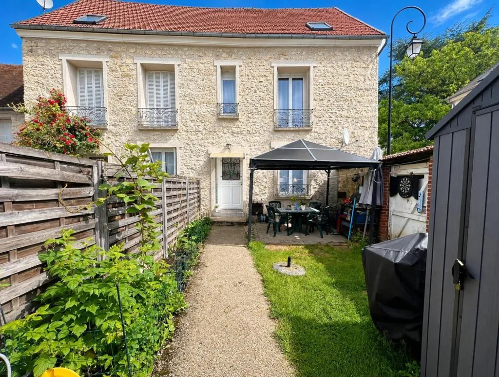 Jardin - Maison en Pierre avec Jardinet à Haravilliers