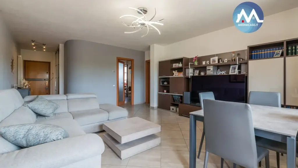 Living Room - Trilocale with Balcony in Pesaro