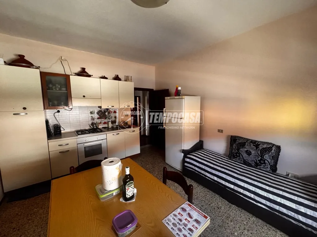 Köök - Two-Level Apartment with Terrace in Comacchio Centre
