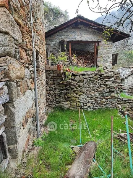 Esterno - Rustic Farmhouse with Mountain View in Perloz