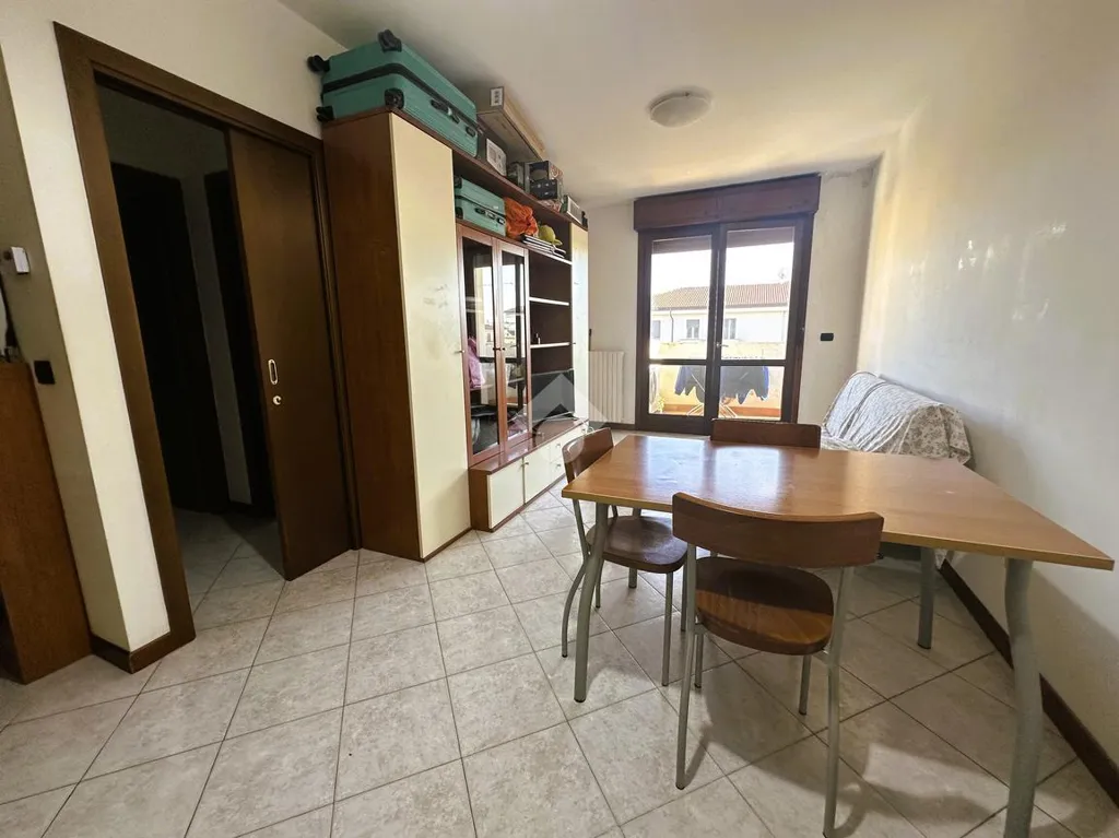 Salle à manger - Armed Bungalow with Balcony in Borgo Virgilio