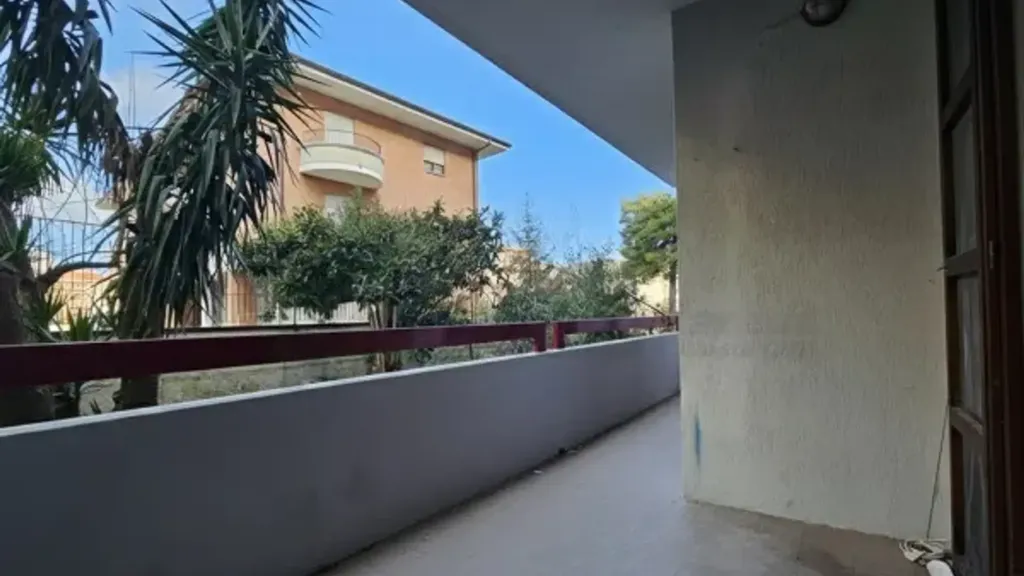 Rõdu - Rustic-Style Apartment with Garden in Vasto