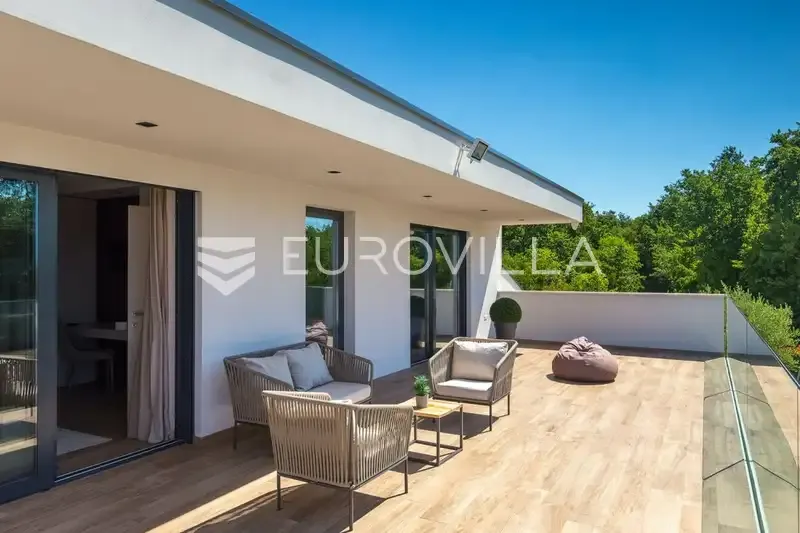 Terrass - Villa with Pool and Sauna in Višnjan
