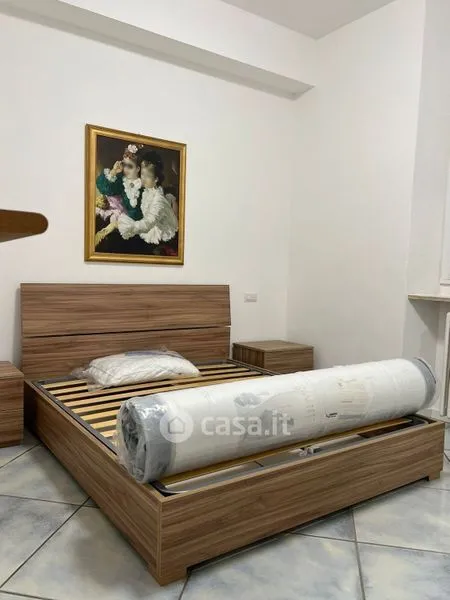 Chambres - Fully Furnished Apartment with Balcony in Como