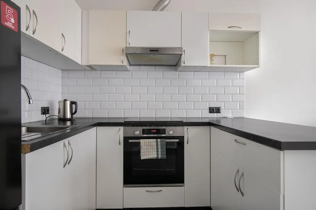 Köök - Two Maisonnettes with Separate Entrances in Rotterdam