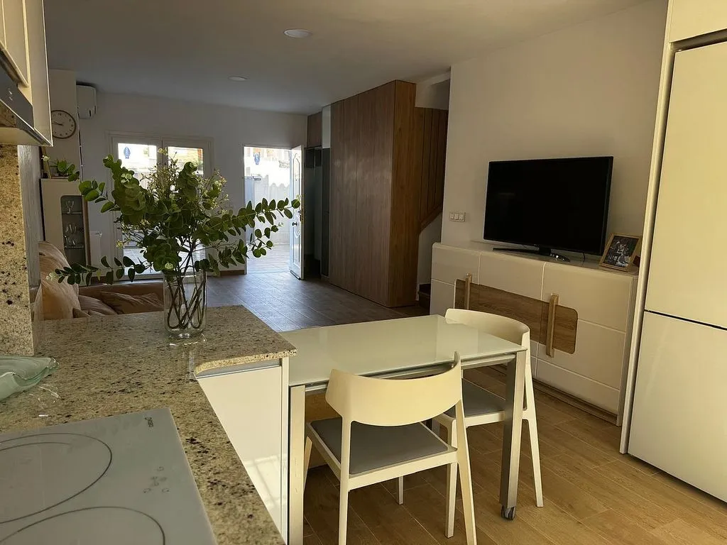 Cuisine - Semi-Detached House with Terrace in Las Marinas