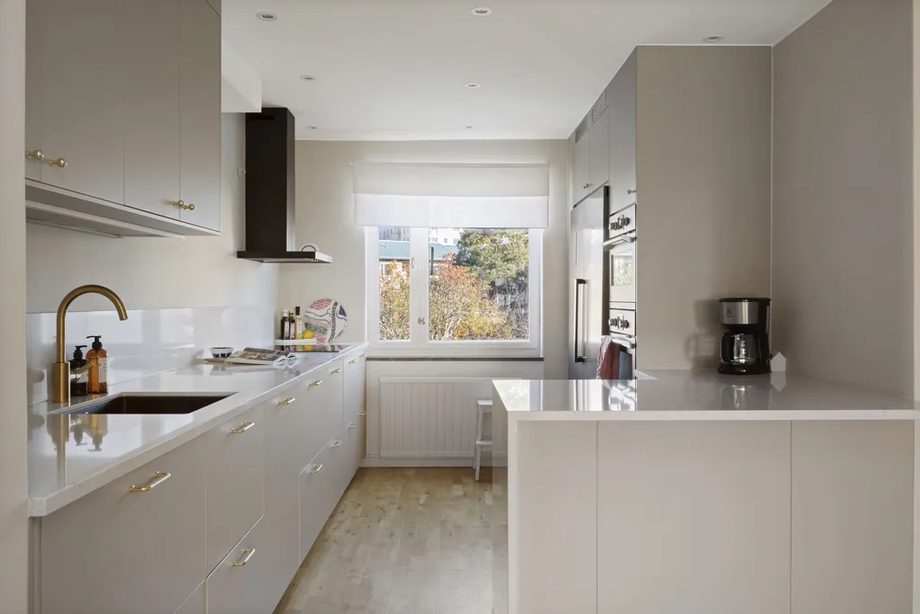 Cuisine - Modern Apartment with Balcony in Näsby Park