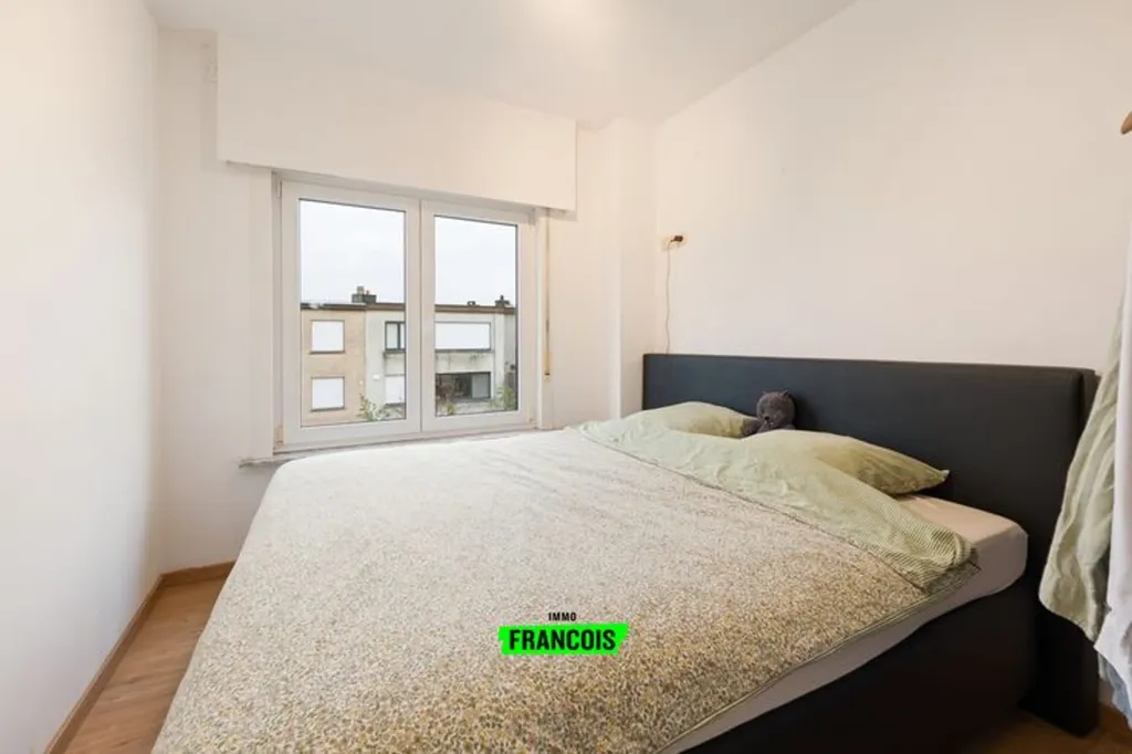 Magamistoad - Terraced House with Solar Panels in Wenduine