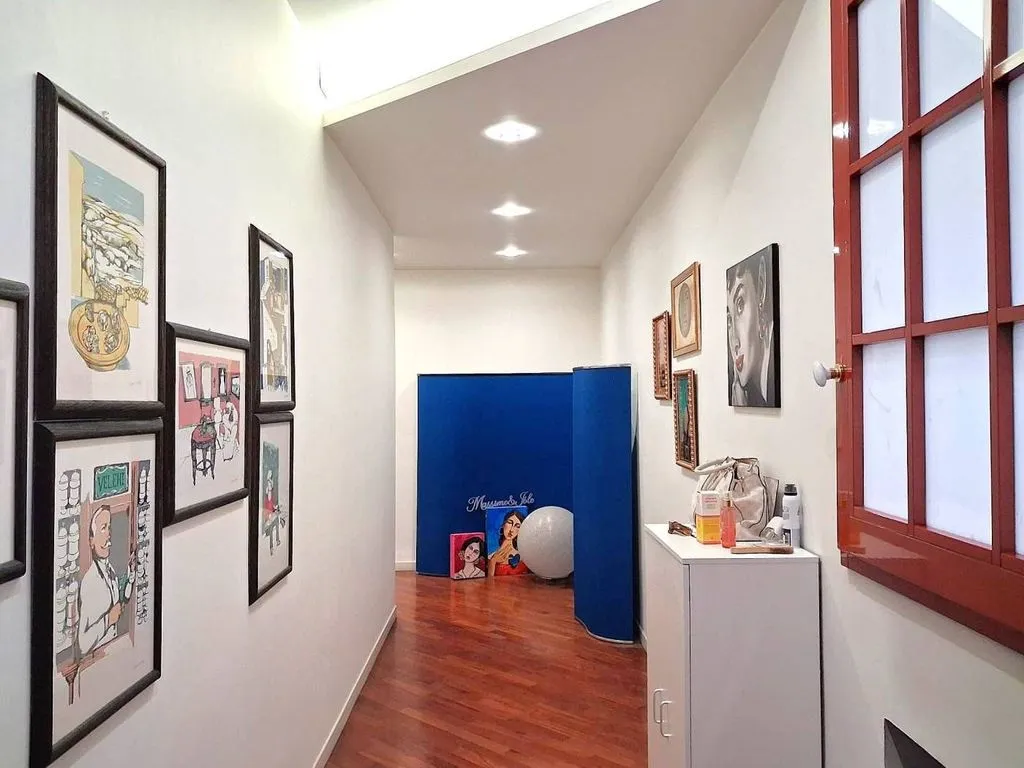 Entrée - Luxury Flat with Modern Amenities in Bologna
