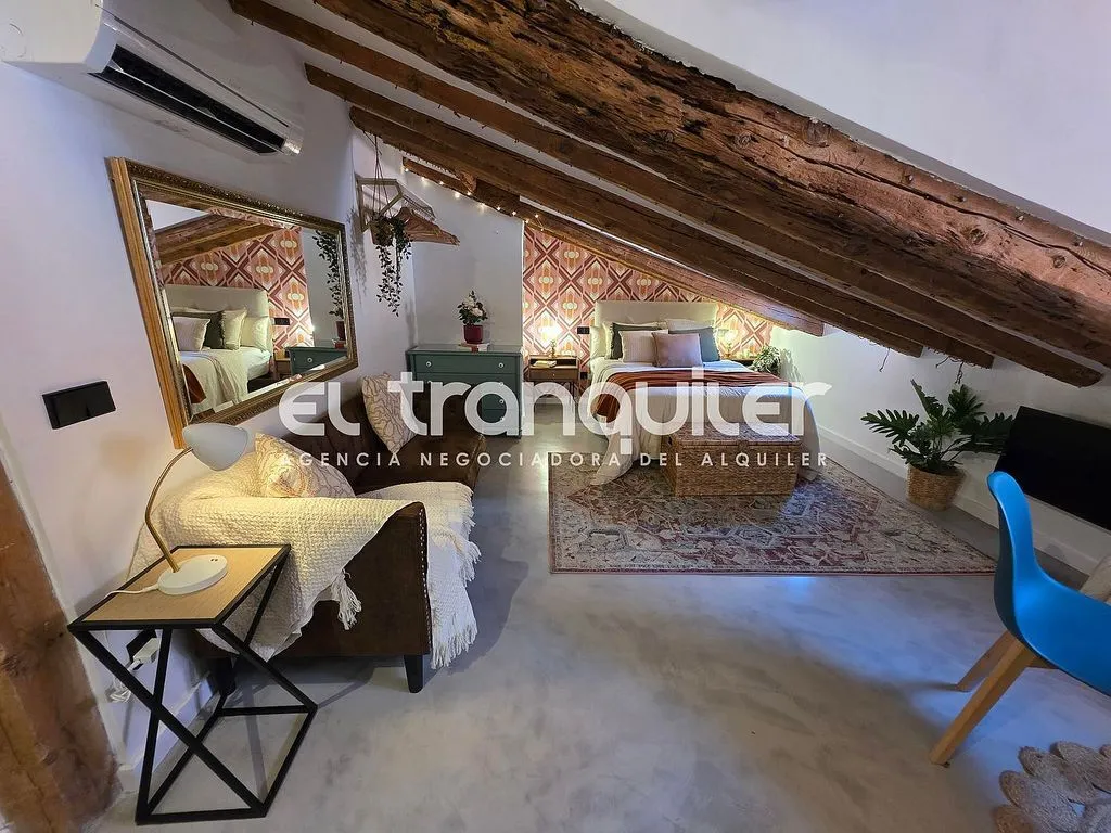 Stanze - Studio with Air Conditioning in De la Luna Street