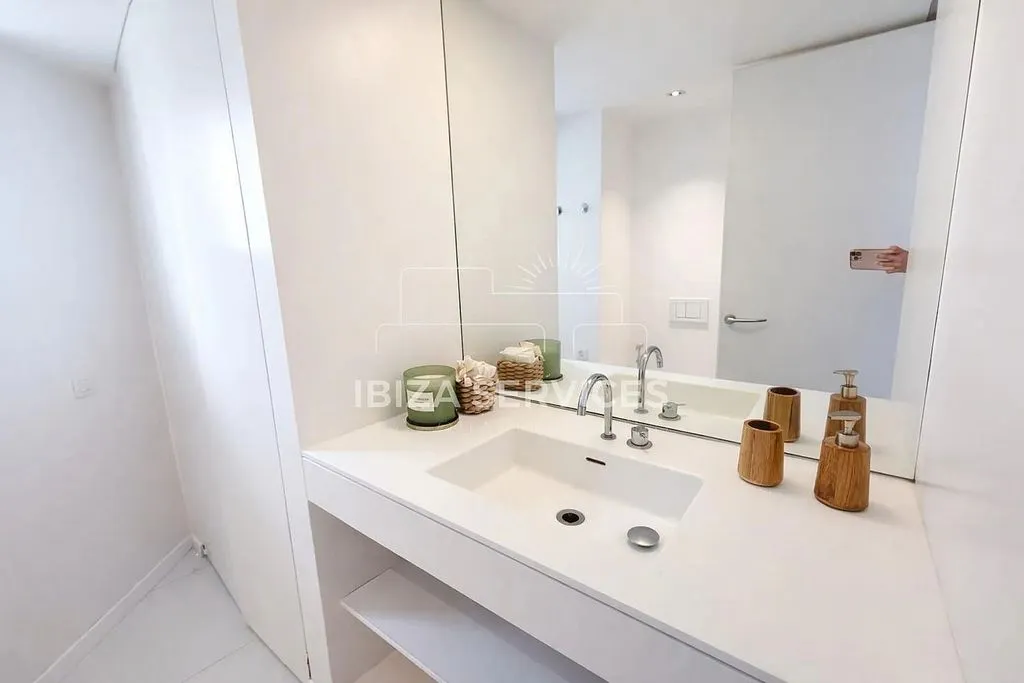 Salles de bain - Loft with Pool in Marina Botafoc, Ibiza