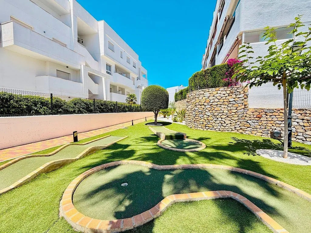 Giardino - 2-Bedroom Apartment with Pool in Orihuela Costa