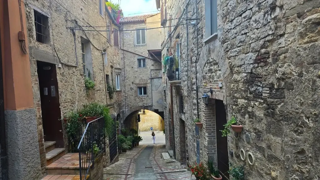 Toad - Historic Apartment with Panoramic Terrace in Todi