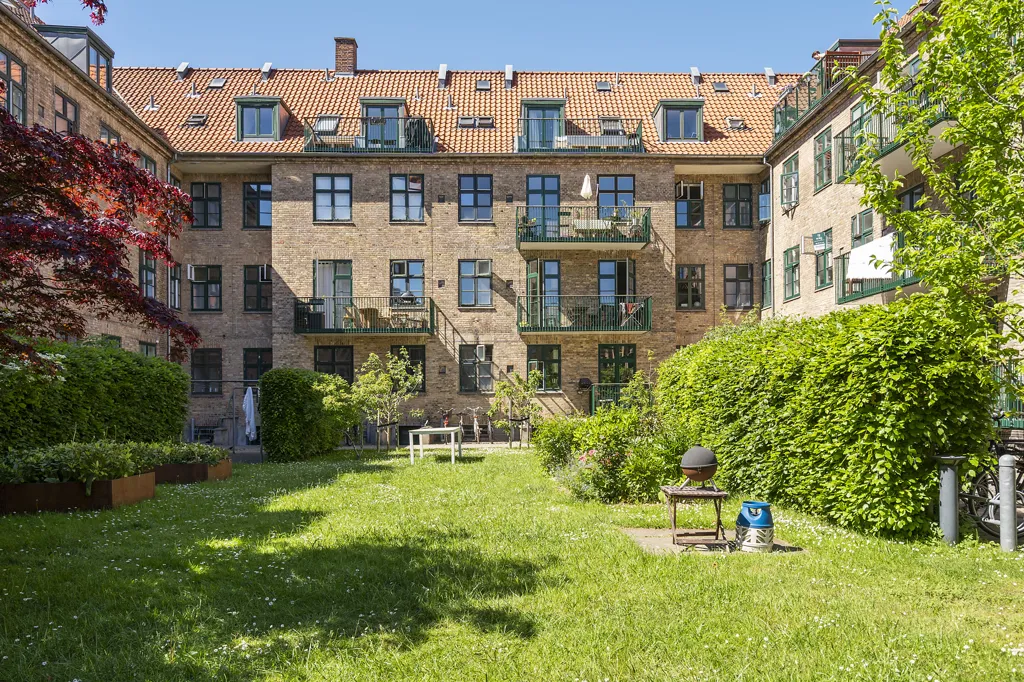 Jardin - Classic Flat with Light near Reunification Square