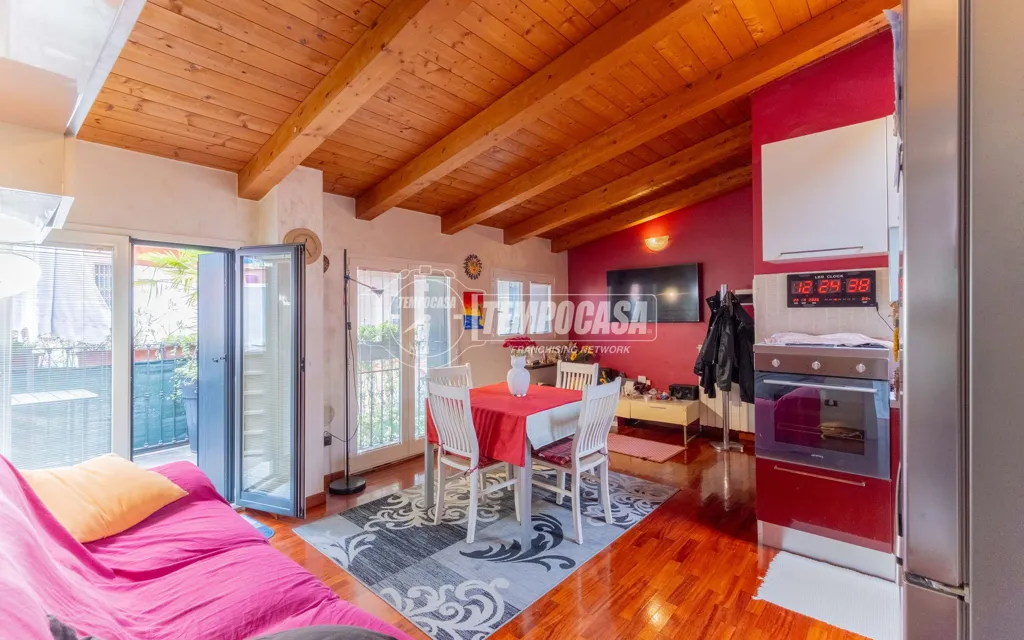 Elutuba - Mansarded Flat with Terrace in Milan