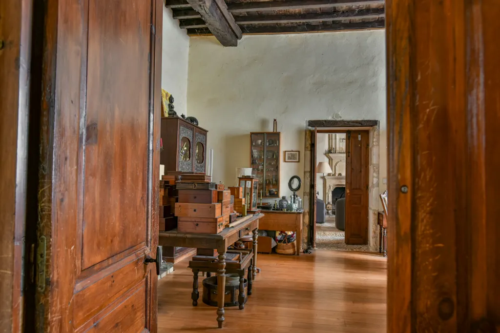 hallway_entrance