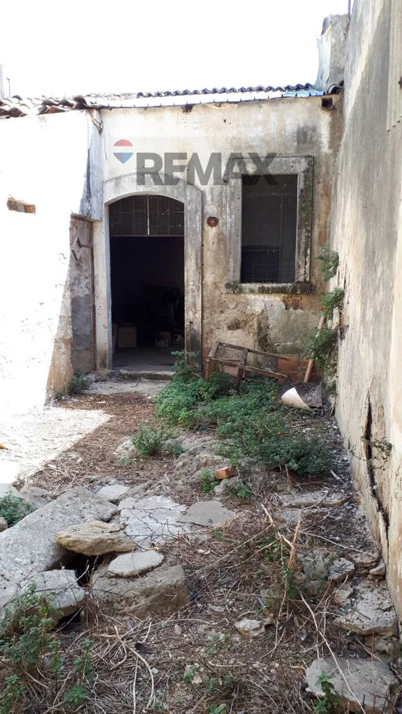 Aed - Rustic House with Garden in Floridia