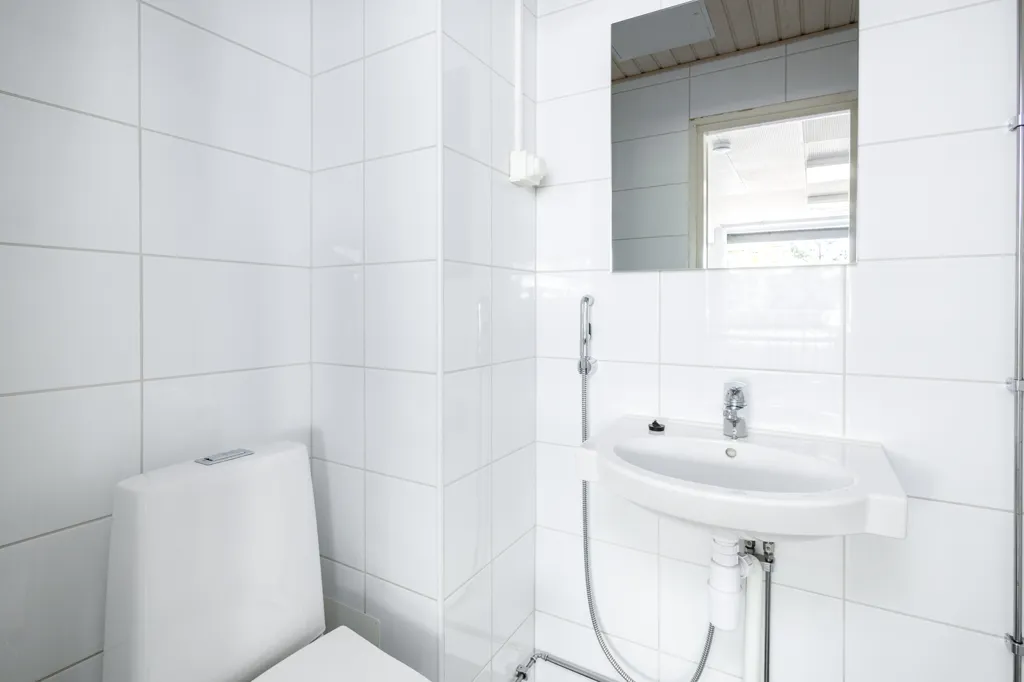 Salles de bain - Commercial Space in Hyvinkää's Centre