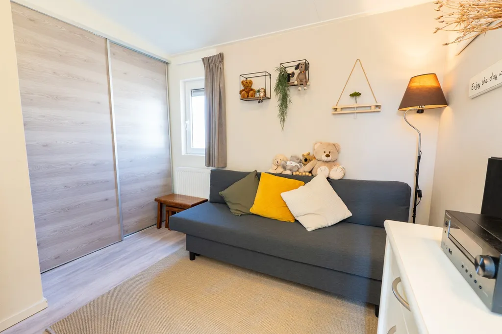 Magamistoad - Chalet with Waterfront Access in Hellevoetsluis