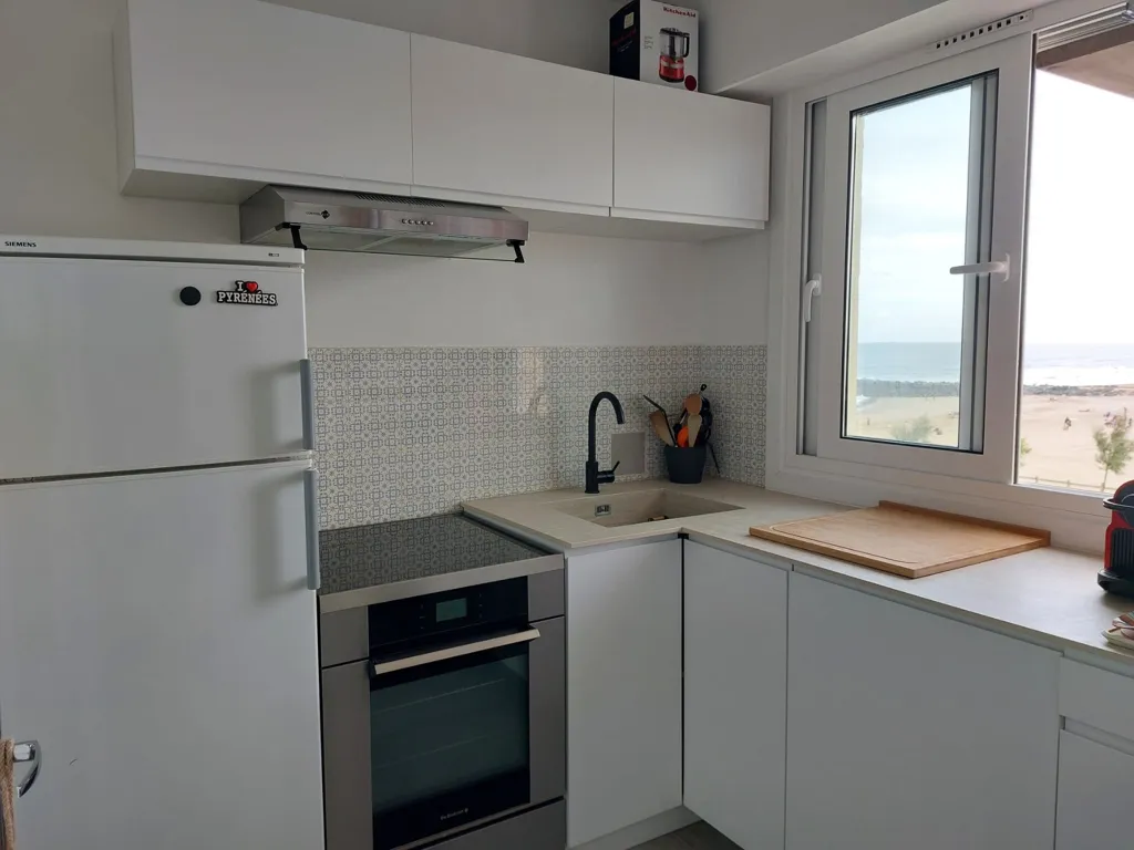 Köök - Student-Friendly Flat with Sea View in Anglet