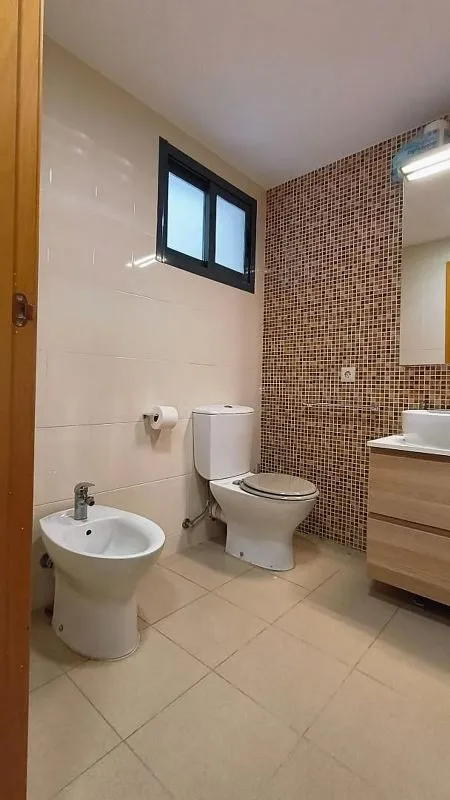Salles de bain - Apartment with Balcony and Garage in Carcaixent