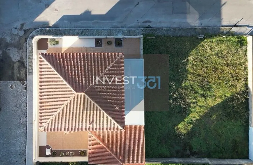 Aerial - Single-Story Villa with Terrace in Porto