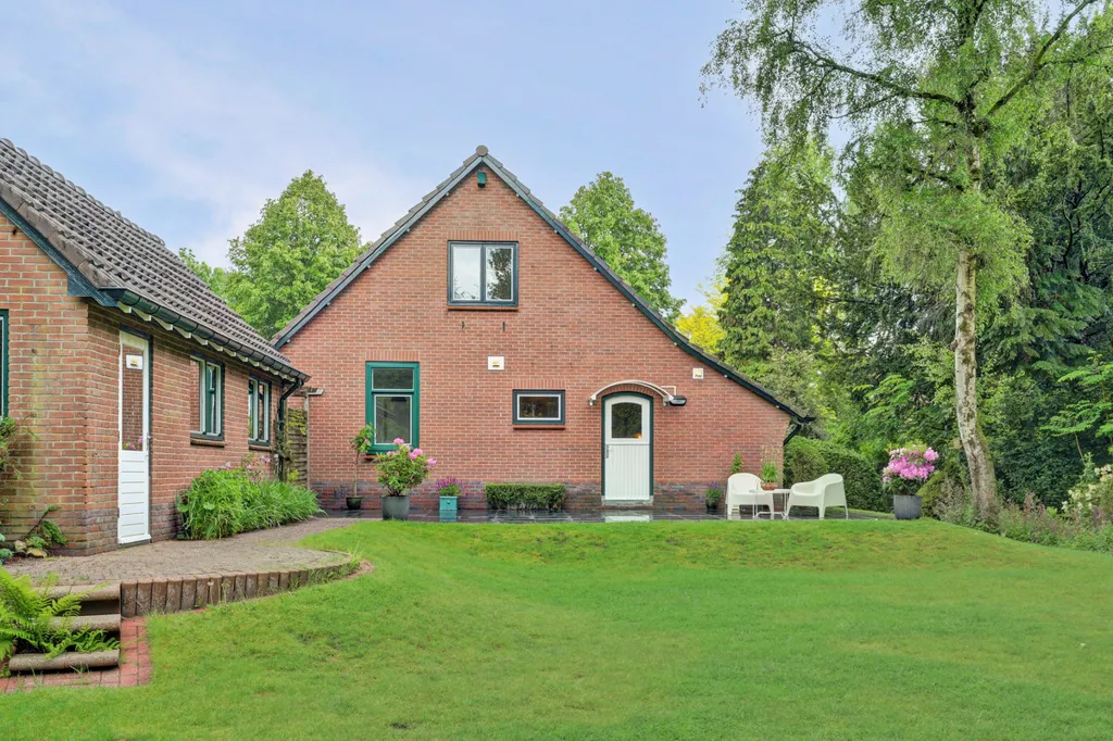 Jardin - Villa with Mature Trees in Ugchelen