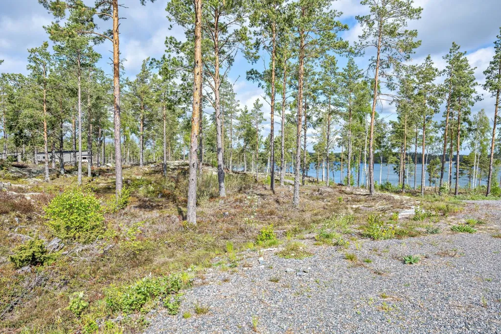 Giardino - Plot for Development with Water Access in Gryts Archipelago