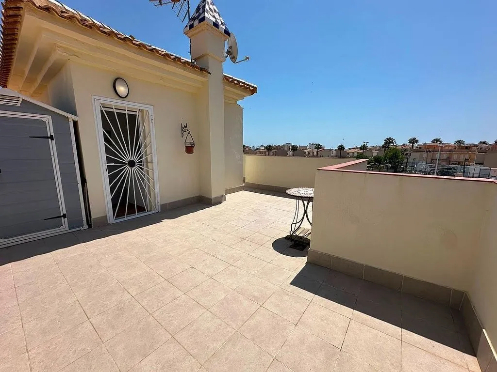 Terrass - Chalet with Pool in Gran Alacant