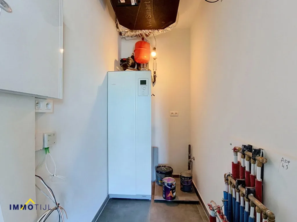 Pesuköök - Corner Apartment with Terrace in Aalst
