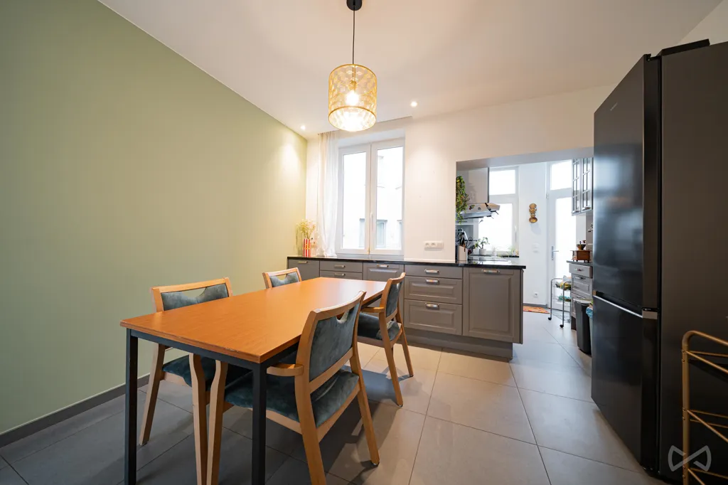 Söögituba - Charming House with Courtyard in Evere
