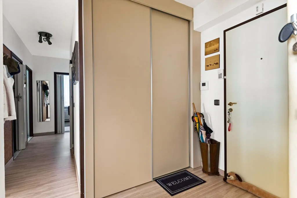 Esik - Spacious Apartment with Central Location in Berchem