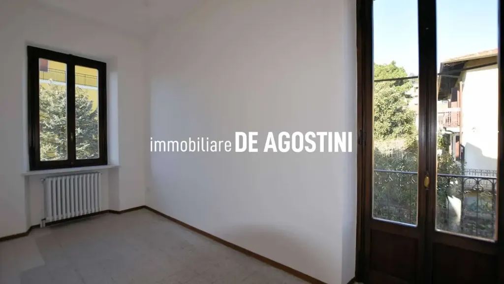 Toad - Liberty-Style Villa with Garden in Arona
