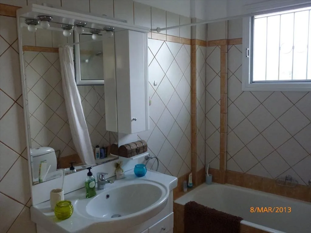 Salles de bain - Detached House with Mountain View in Diakopto