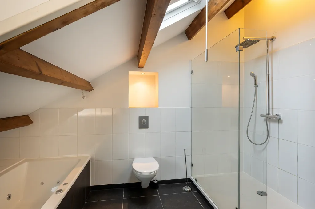 Vannitoad - Charming Duplex Apartment in Blijdorp, Rotterdam