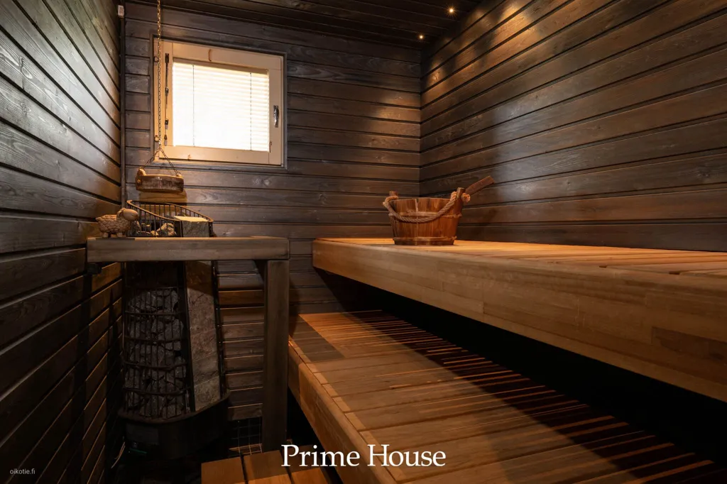 Stanze - Modernised Terraced House with Sauna in Kirkkonummi
