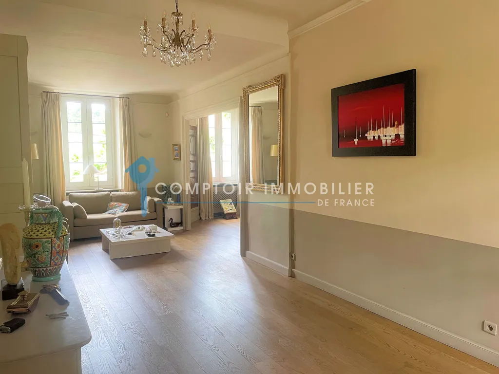 Séjour - Maison de Charme avec Piscine près du Centre-Ville