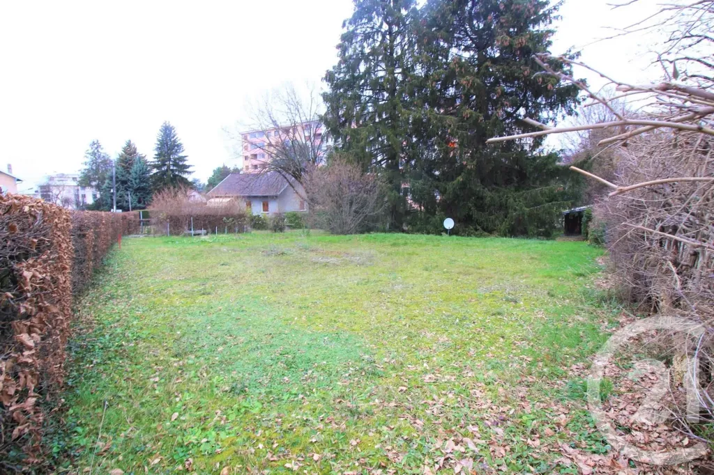 Giardino - Building Land with Planning Permission in Annemasse
