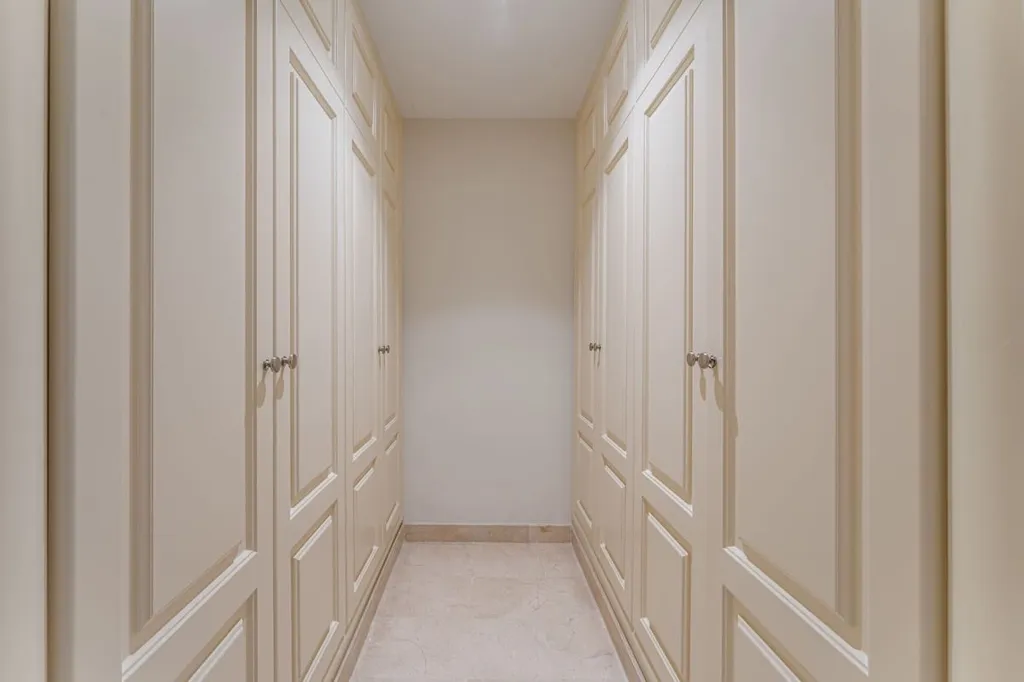 closet_dressing