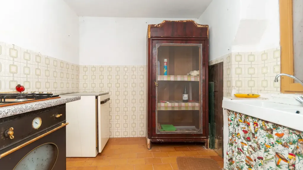 Cuisine - Chalet with Balcony in Agliasco, Paesana