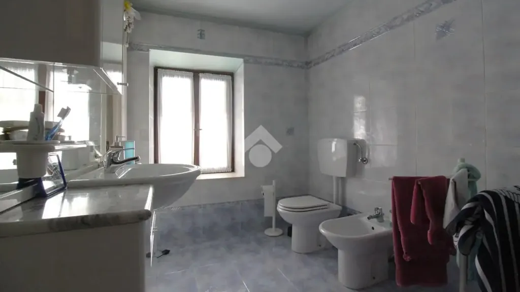 Salles de bain - Independent House with Courtyard in Arzignano