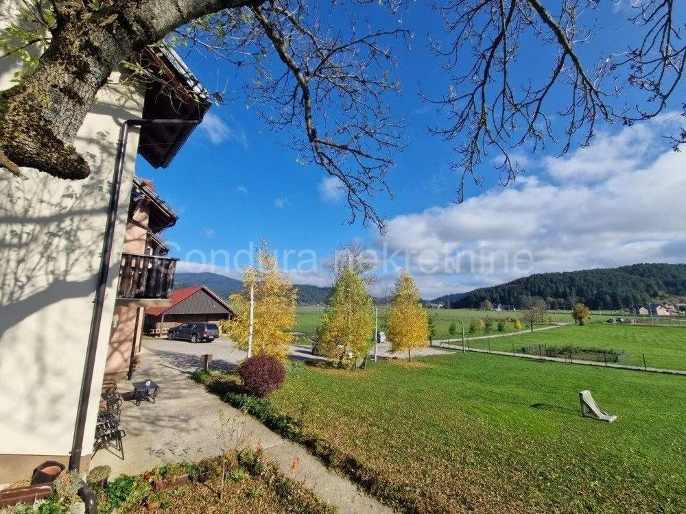Jardin - Commercial-Residential Complex with Pool in Donji Babin Potok