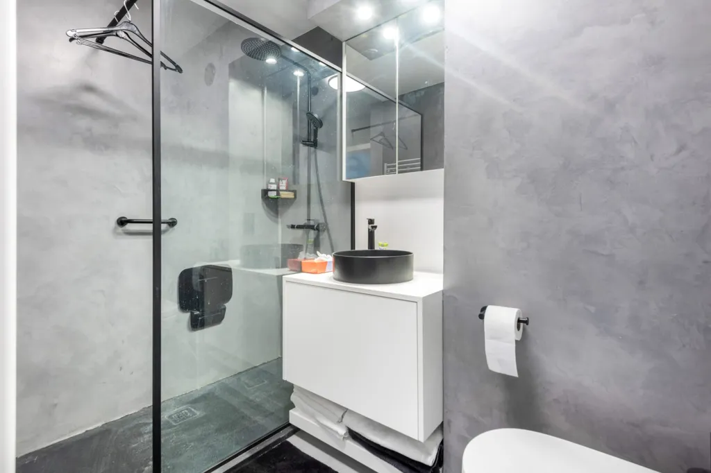 Bathrooms - Penthouse with Terraces on Zoutelaan