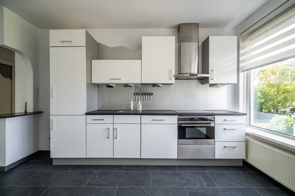 Cuisine - Apartment with Two Balconies in Leiden