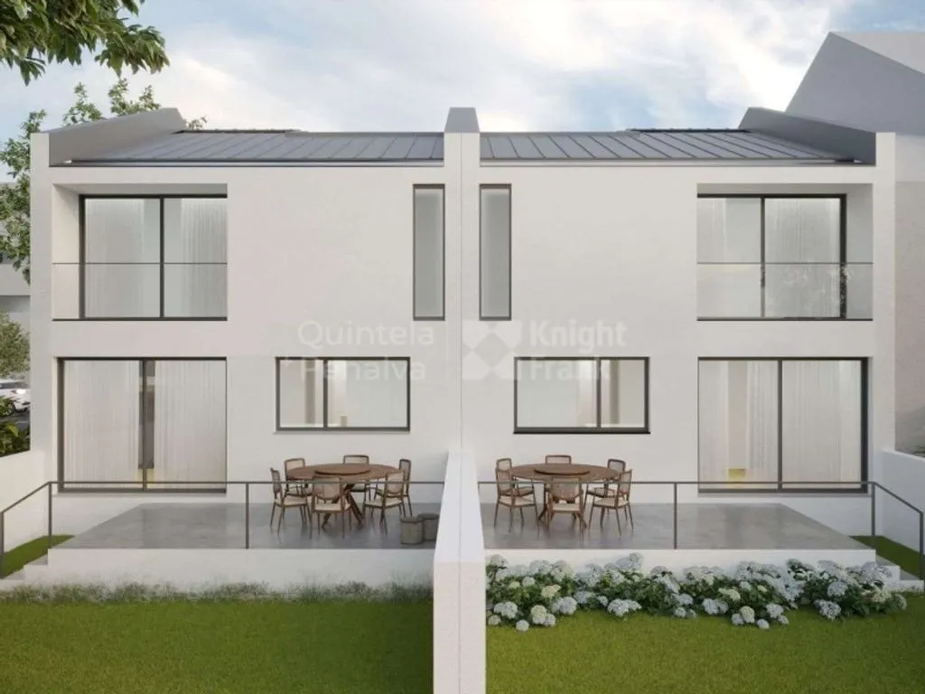 Land with Planning Permission in Matosinhos