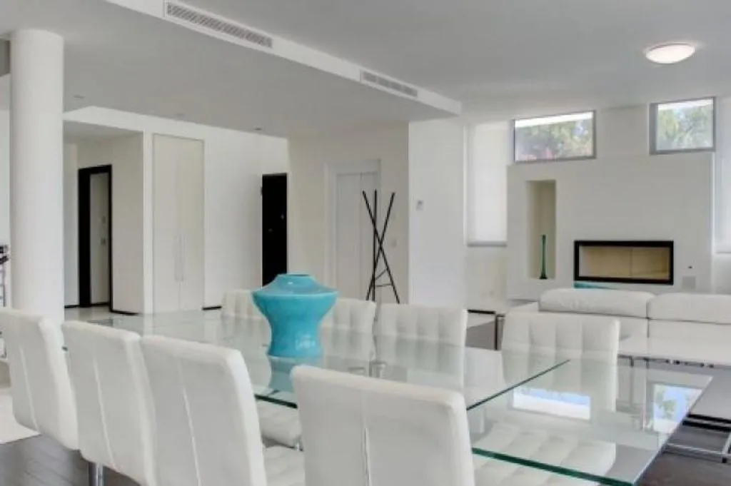 Dining Room - Semi-Detached Villa with Sea Views in Marbella