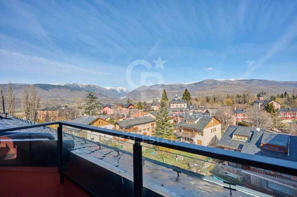 Rõdu - Dúplex with Mountain Views in Puigcerdà