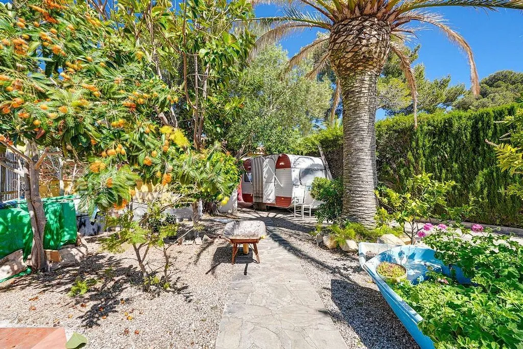 Garden - Chalet with Pool and Terrace in Mont-Roig