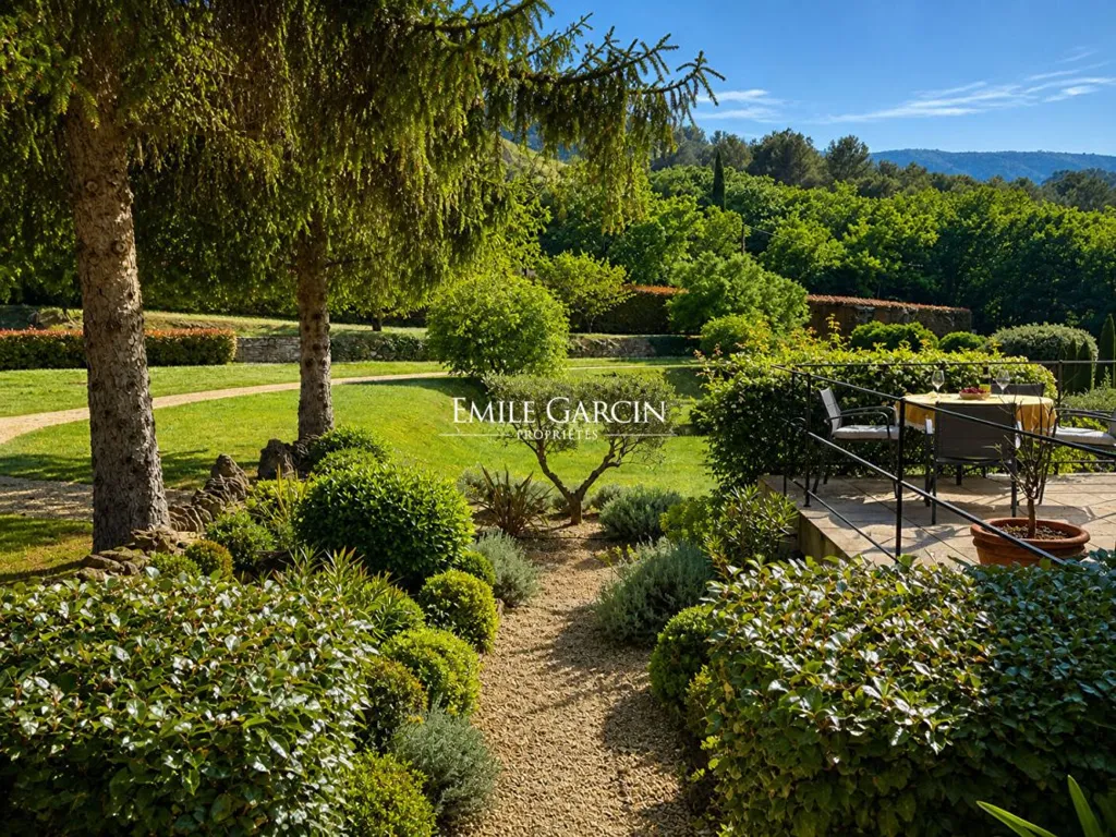 Aed - Luxury Villa with Pool near Ménerbes